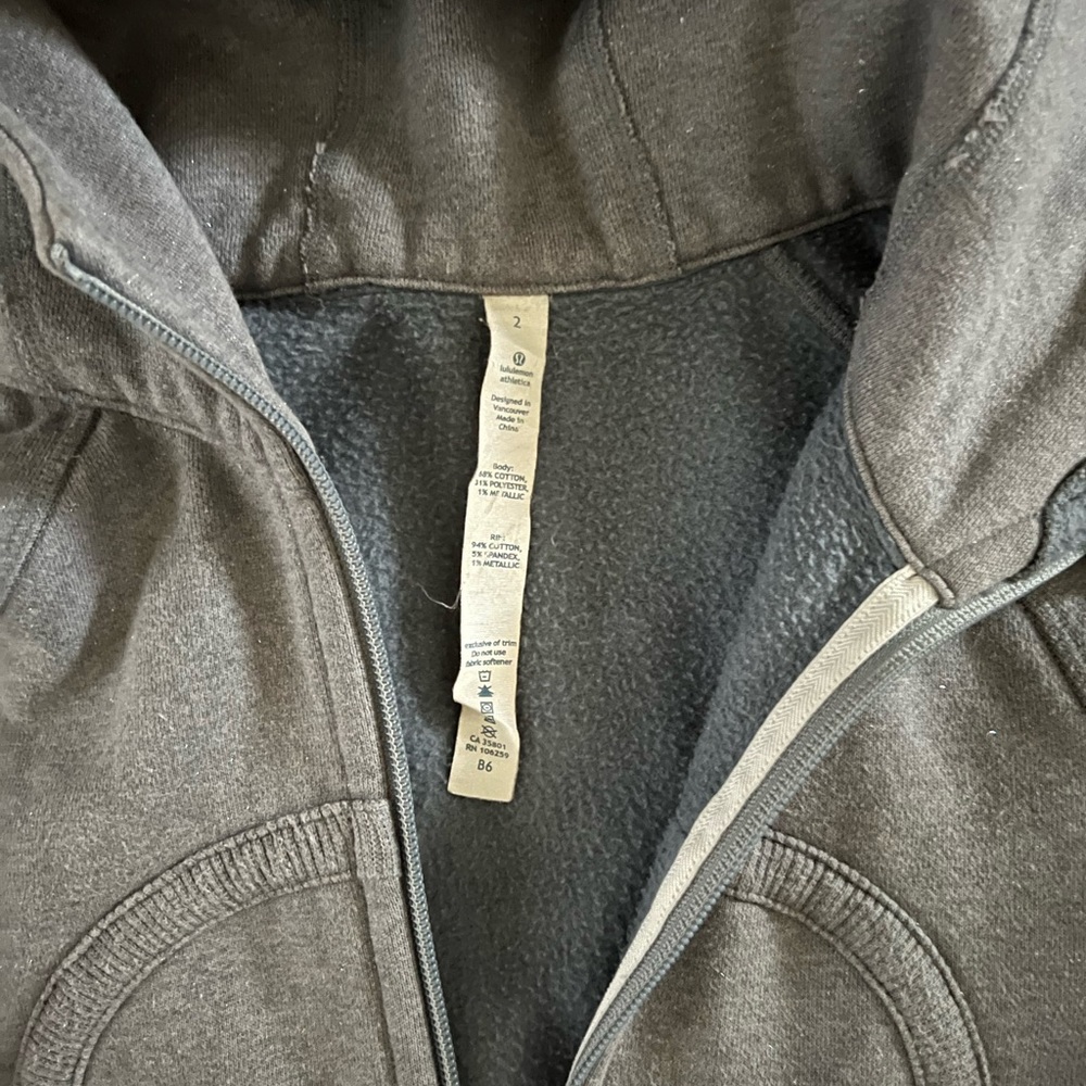 Lululemon scuba sweater zip up - Picture 2 of 3